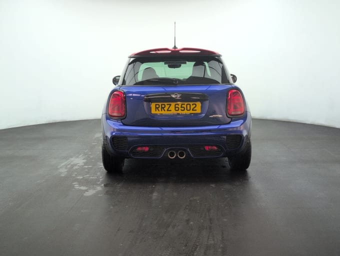 2025 Mini Hatch