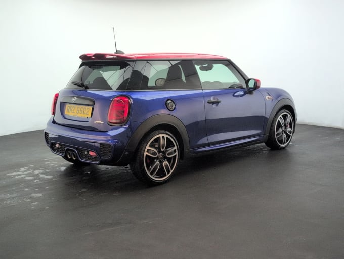 2025 Mini Hatch