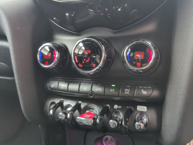 2025 Mini Hatch