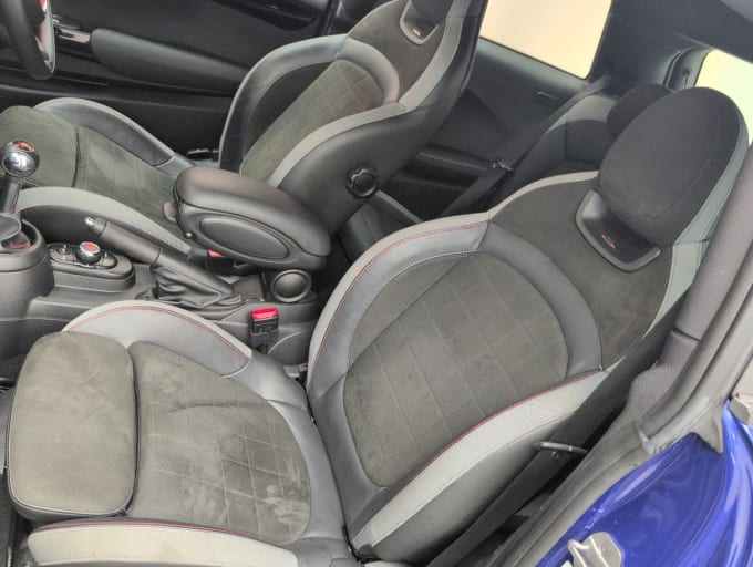 2025 Mini Hatch