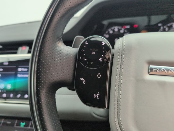 2025 Land Rover Range Rover Evoque