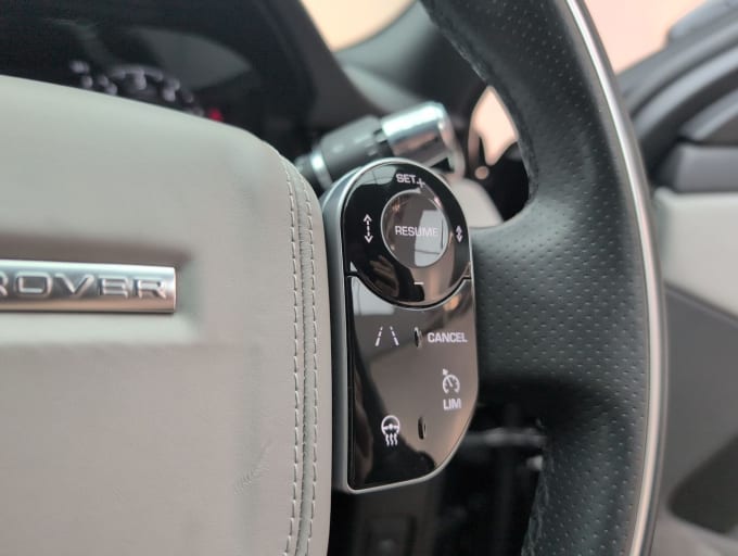 2025 Land Rover Range Rover Evoque