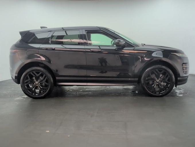 2025 Land Rover Range Rover Evoque