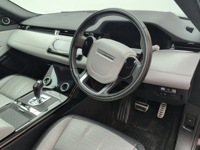 2025 Land Rover Range Rover Evoque