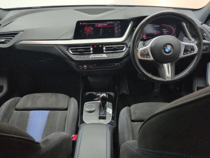 2025 BMW 1 Series 135i