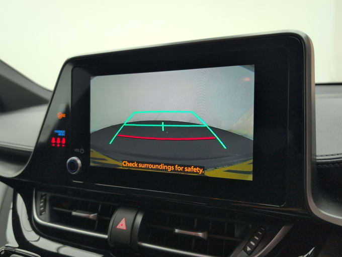 2025 Toyota C-hr