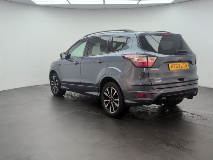 2025 Ford Kuga