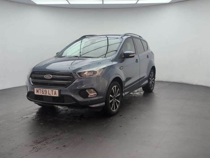 2025 Ford Kuga