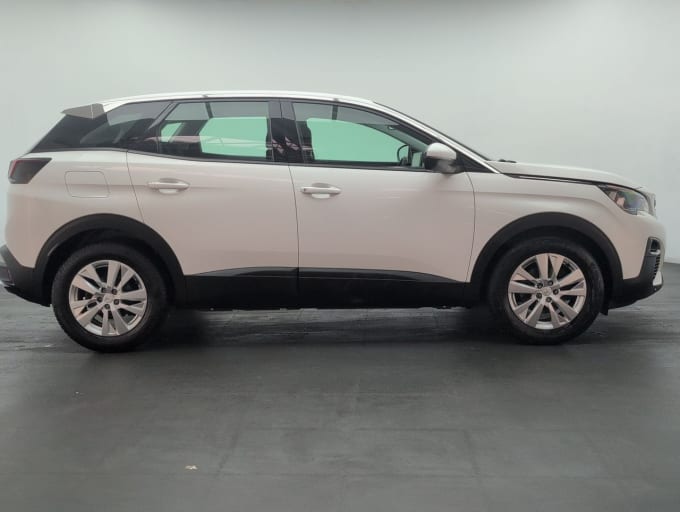 2025 Peugeot 3008