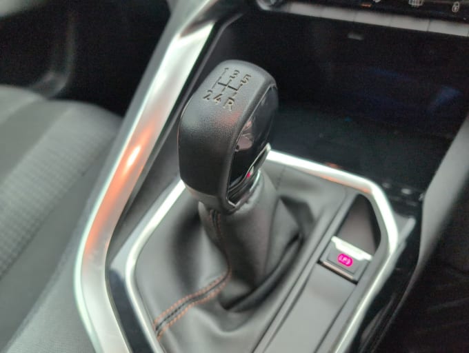 2025 Peugeot 3008