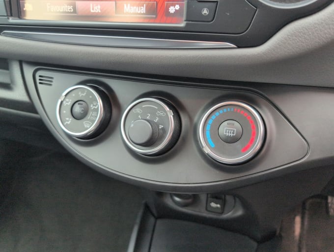 2025 Toyota Yaris