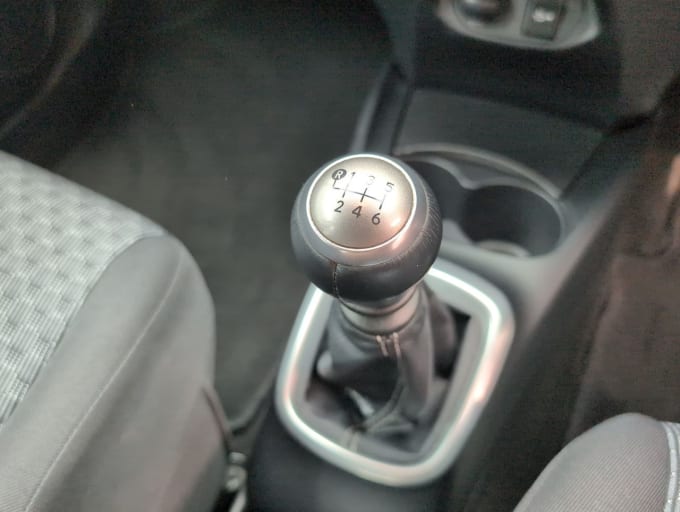 2025 Toyota Yaris