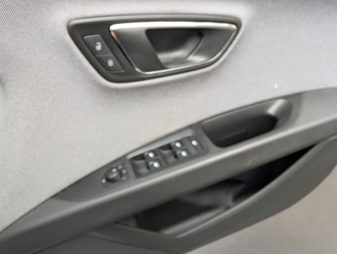 2025 Seat Leon