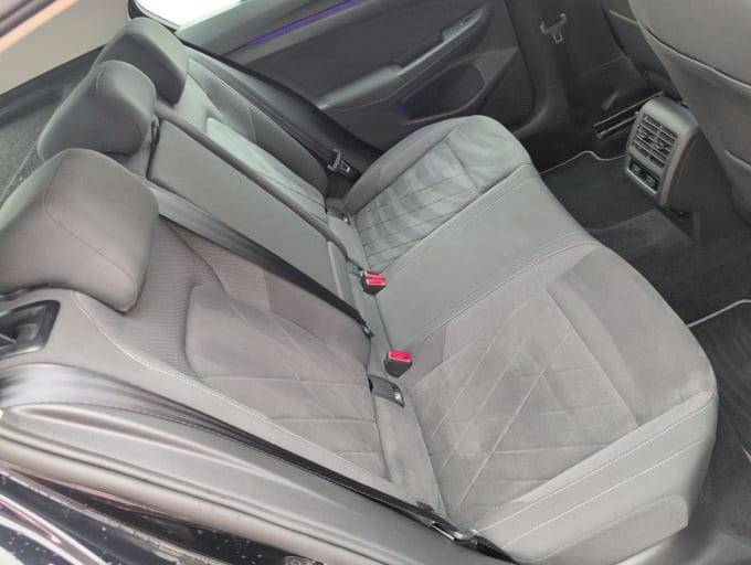 2025 Volkswagen Golf