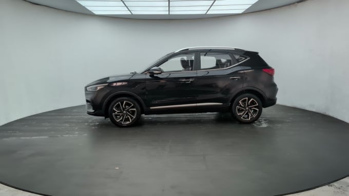 2025 Mg Mg Zs