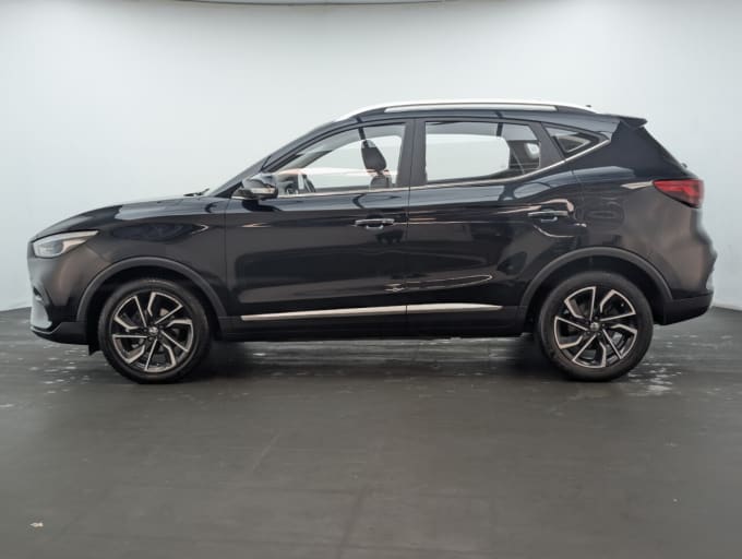 2025 Mg Mg Zs