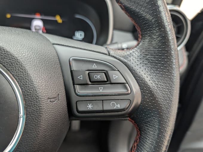 2025 Mg Mg Zs