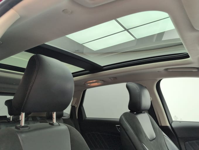 2025 Ford Edge