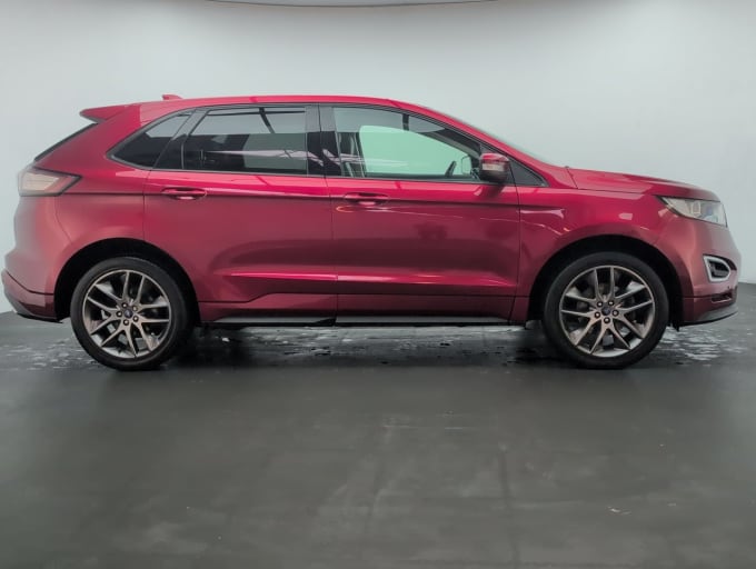 2025 Ford Edge
