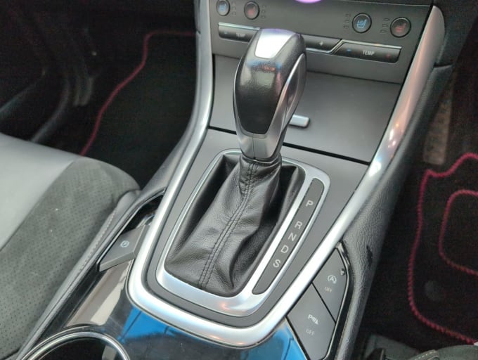 2025 Ford Edge