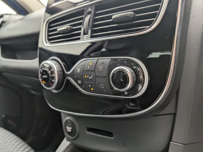 2025 Renault Clio