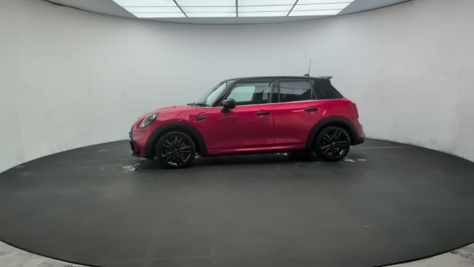 2025 Mini Hatch