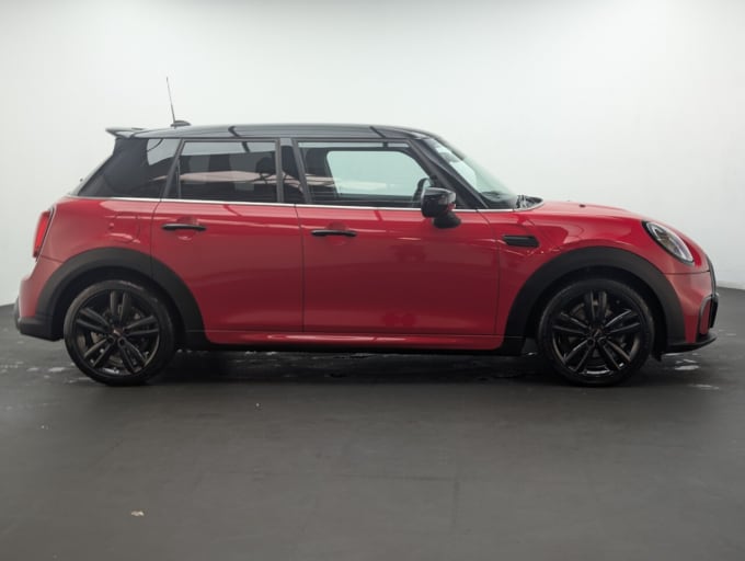 2025 Mini Hatch