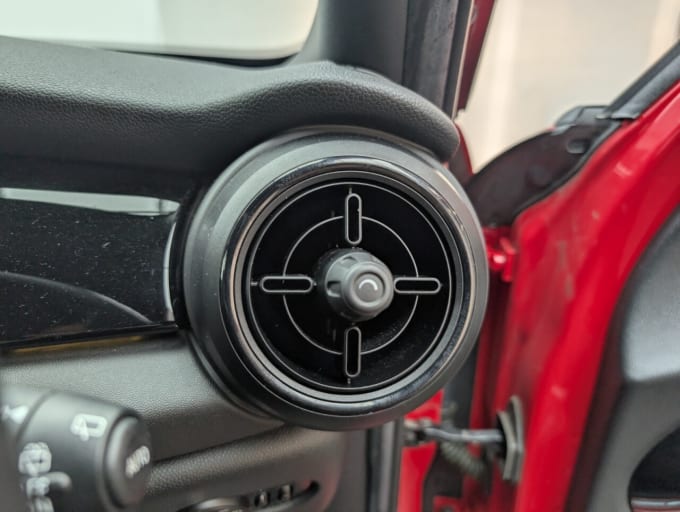 2025 Mini Hatch