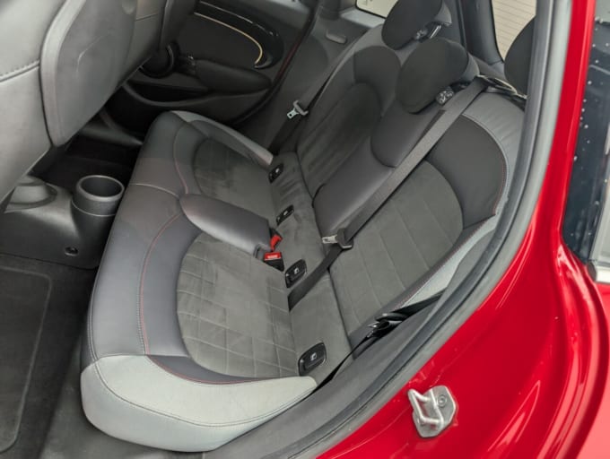 2025 Mini Hatch