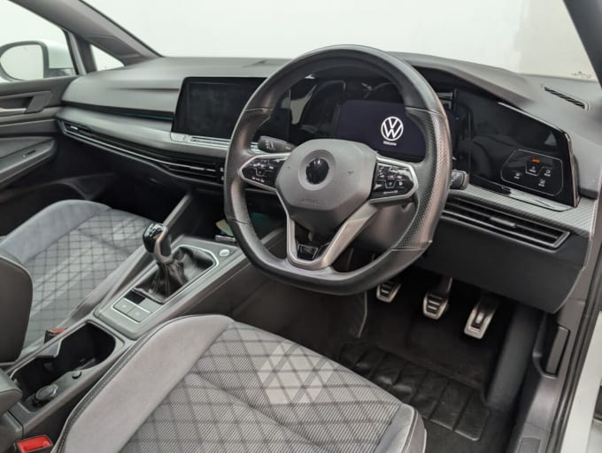 2025 Volkswagen Golf