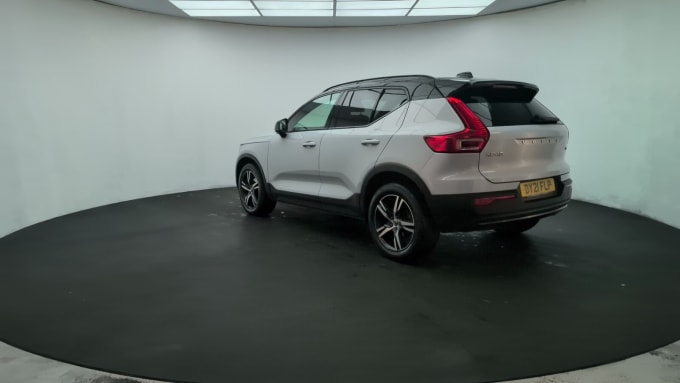 2025 Volvo Xc40