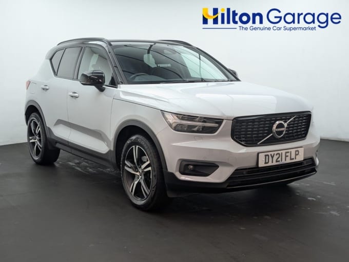 2025 Volvo Xc40