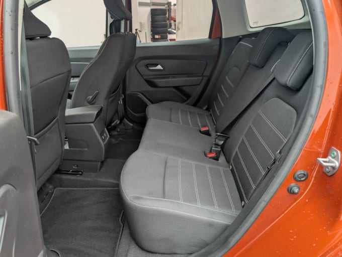 2025 Dacia Duster