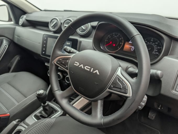 2025 Dacia Duster