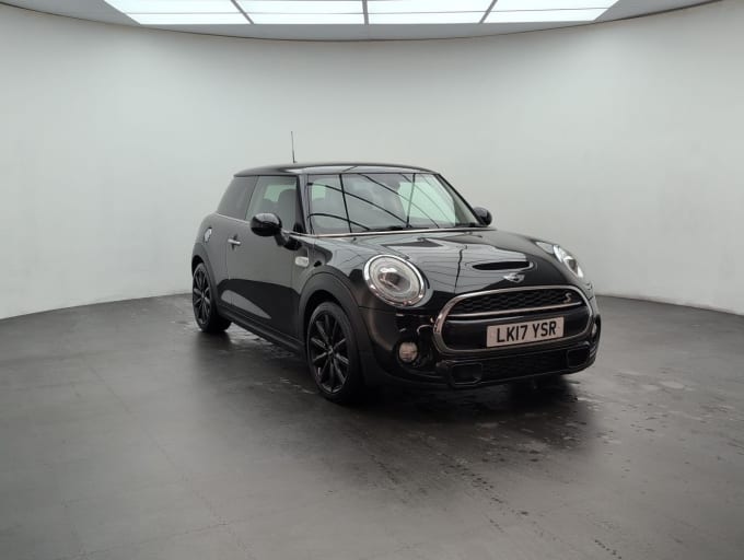 2025 Mini Hatch