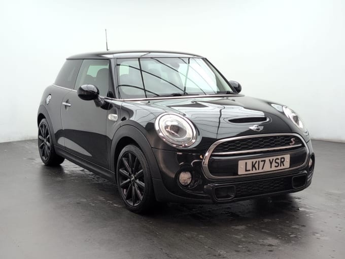 2025 Mini Hatch