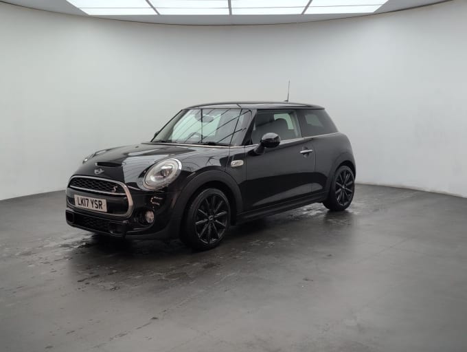 2025 Mini Hatch