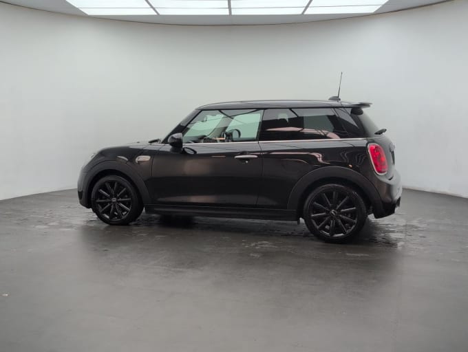 2025 Mini Hatch