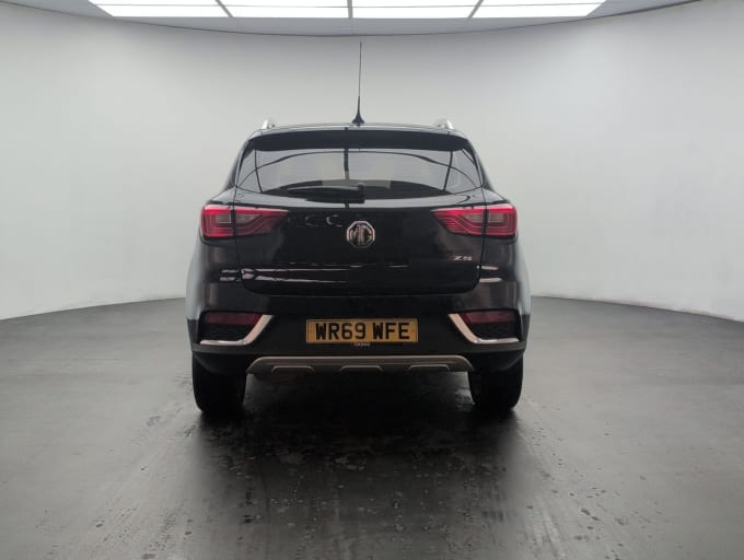 2020 Mg Mg Zs