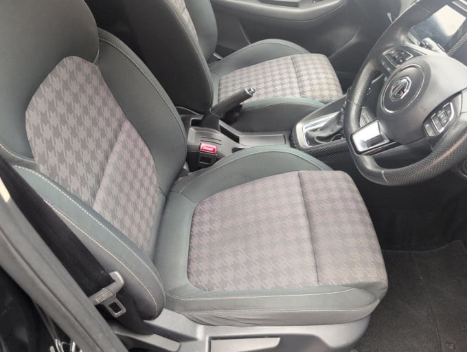 2020 Mg Mg Zs