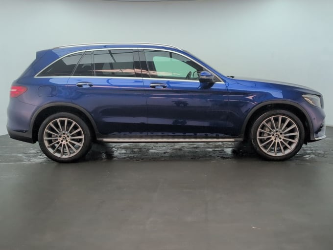 2025 Mercedes-benz Glc