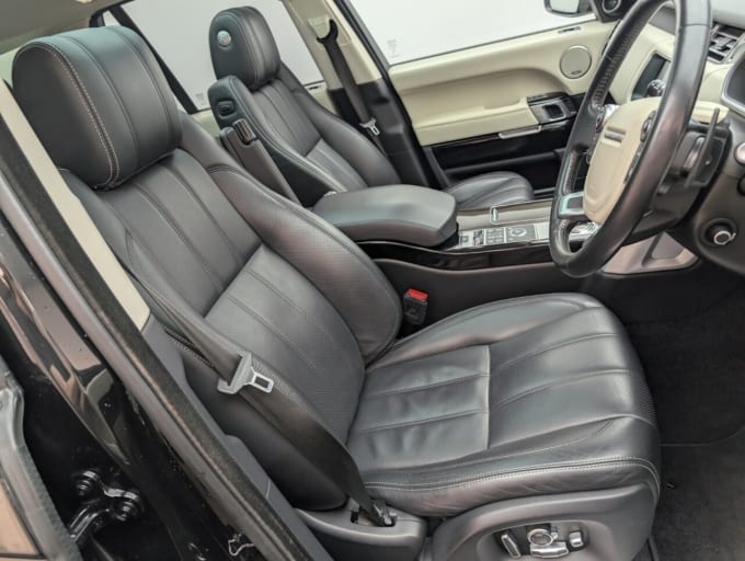 2025 Land Rover Range Rover