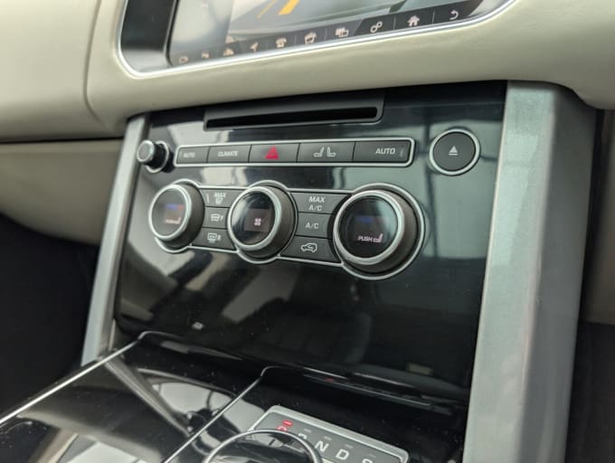 2025 Land Rover Range Rover
