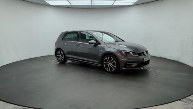 2025 Volkswagen Golf