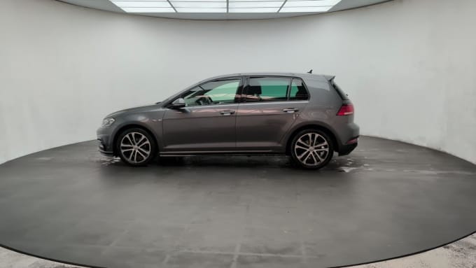 2025 Volkswagen Golf