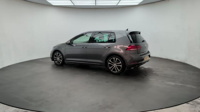 2025 Volkswagen Golf