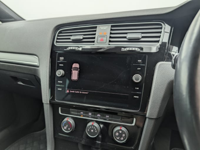 2025 Volkswagen Golf