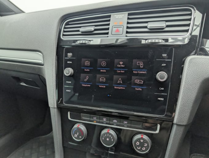 2025 Volkswagen Golf