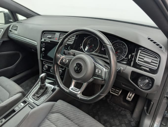 2025 Volkswagen Golf