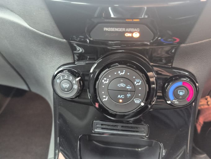 2025 Ford Fiesta